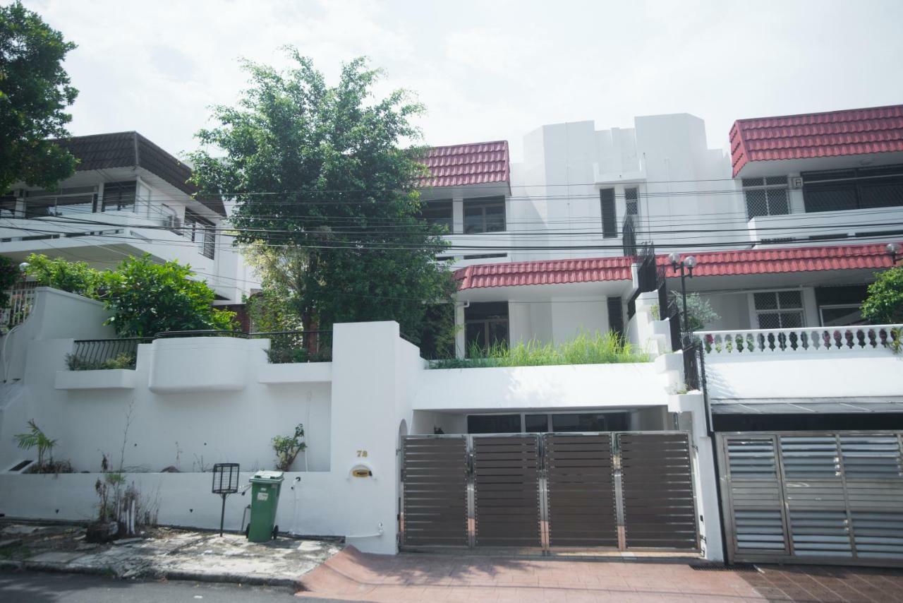 Green Lane By Plush Villa George Town Exterior photo